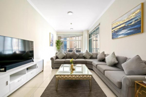 Charming 2BR + kid's room w/ Marina yacht view